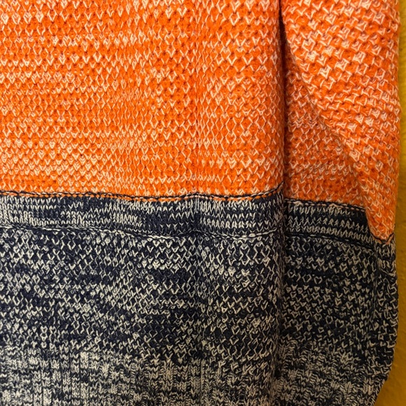 Amazon Originals Colorblock Sweater in Cream, Orange, and Blue, Sz. M - Picture 2 of 5